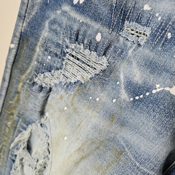 Skinny Fit Distressed Blue Denim Shorts with Stretch - Picture 7 of 15